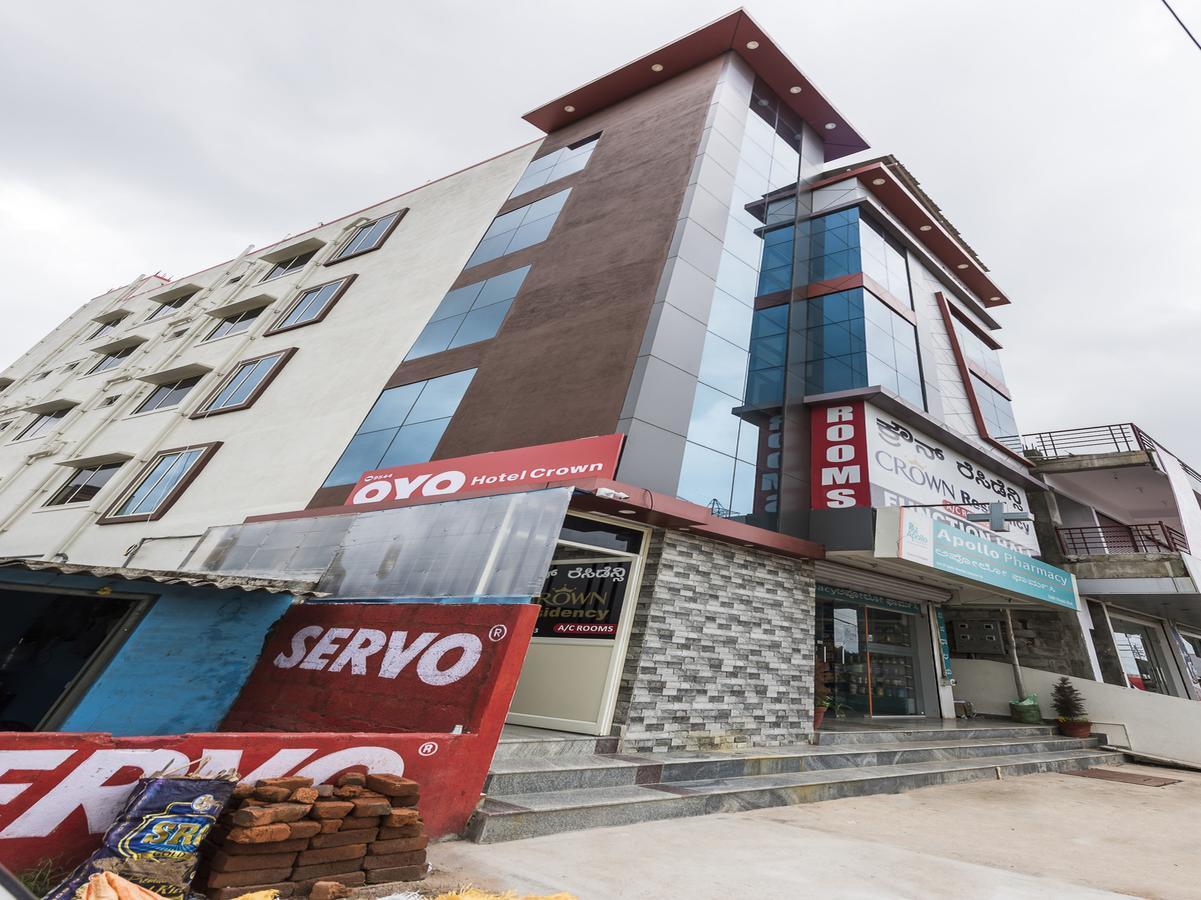 Oyo 9544 Hotel Crown Residency Mysore Exterior foto